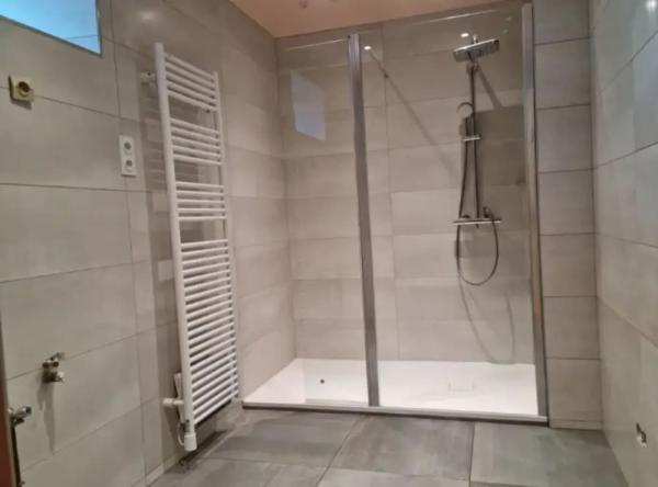 salle-de-bain-avant-apres-renovation